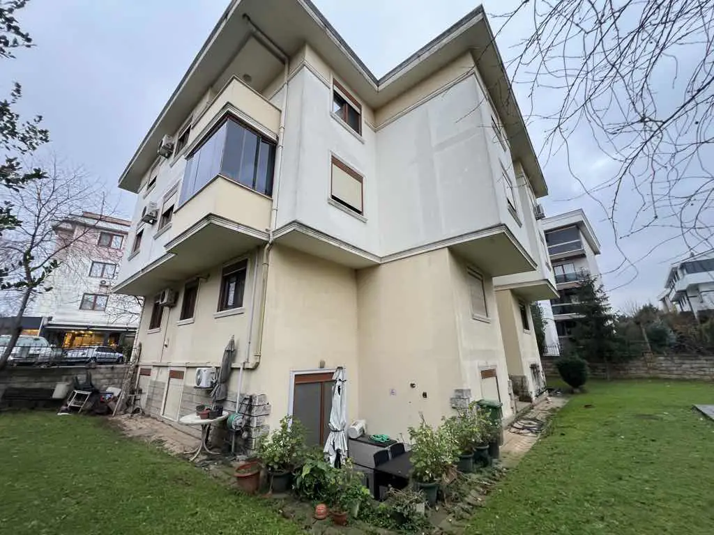 TUZLA POSTANEDE VILLA KONFORUNDA. SATILIK 4+2 TERS DUBLEX