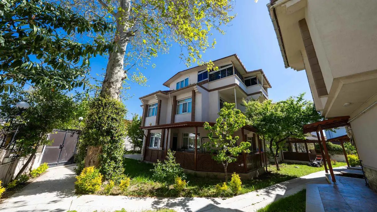 REMAX MASA TEKİRDAĞ YENİÇİFTLİK ALP VİLLALARI TRİPLEKS VİLLA