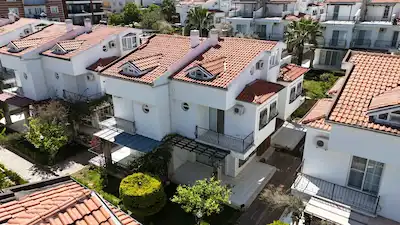 DAVUTLAR DILEK TERMAL VILLALARI SITESI’NDE SATILIK 4+1 TRIPLEKS VILLA