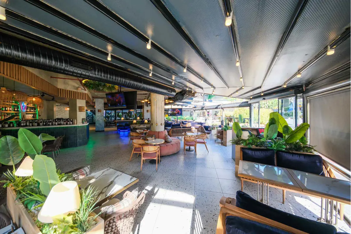 REAL MERTER'DE KİRA GETİRİLİ SATILIK DÜKKAN | 175 M² DEPOLU | HAZIR CAFE KİRACILI