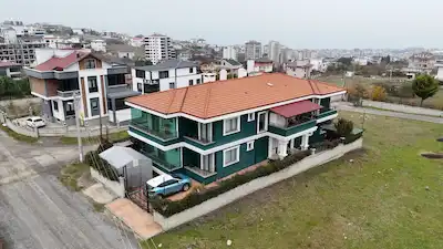 ATAKUM’DA 2021 YAPIMI, 7+1 EŞYALI, 530 M² LÜKS VİLLA | KREDİYE UYGUN