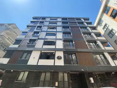 BAHÇELİEVLER HÜRRİYET MAHALLESİ’NDE KAPALI OTOPARKLI 3+1 SATILIK DAİRE