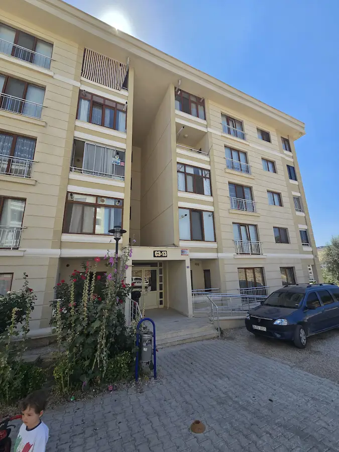AFYONKARAHİSAR KANLICA TOKİ 147 M² 3+1 SATILIK DAİRE