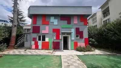 MUHTEŞEM KONUMDA DENIZE SADECE 50 M. MESAFEDE KIRALIK VILLA