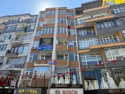 İLKADIM ÇİFTLİK C.ÜZERİNDE SATILIK DAİRE 