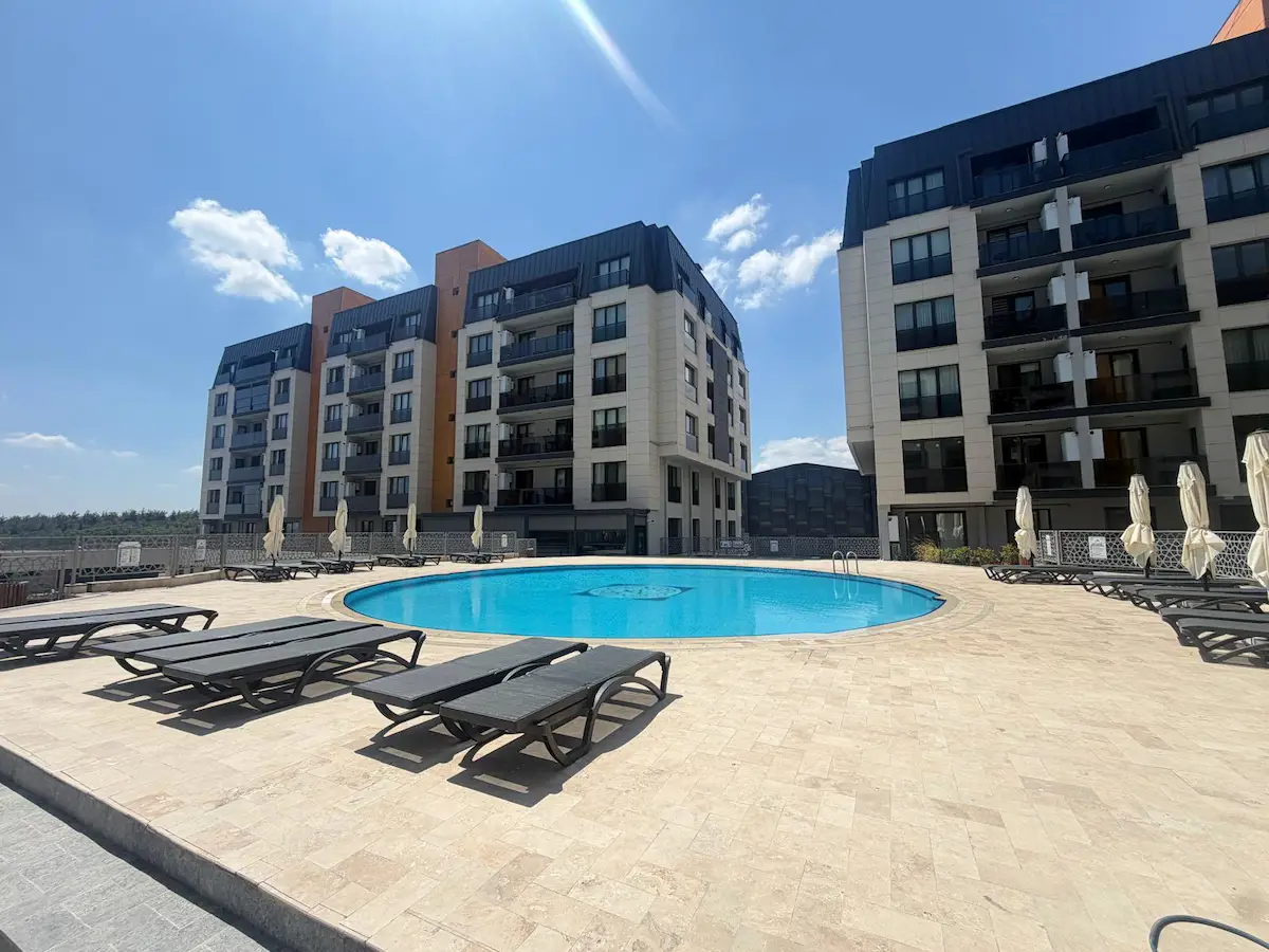 RE/MAX YAZ'DAN AYYILDIZ KONUTLARINDA 3+1 SATILIK DAİRE 