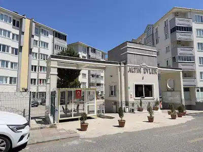 ALTIN EVLERDE KİRALIK 3+1 ARAKAT DAİRE