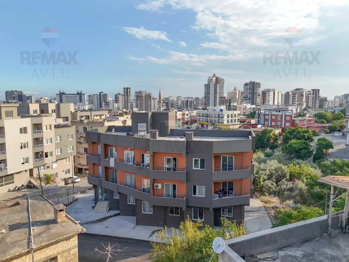 REMAX AVLU'DAN ÇİFTLİKKÖY MAH.'DE MERKEZİ KONUMDA SATILIK 2+1 DAİRE