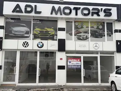 ELAZIĞ CADDESİ OTO CENTERDA GALERİYE UYGUN KİRALIK DÜKKAN