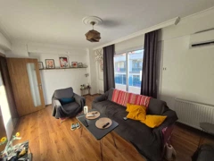 KARŞIYAKA ŞEMİKLER, GENÇ BİNADA EŞYALİ KIRALIK 2+1 DAİRE