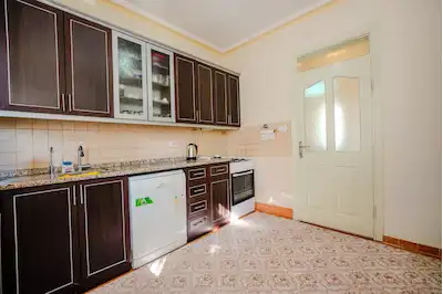 KORKUTELİ YENİ MAH. ANTALYA CAD. ÜZERİ 5+1 SATILIK ÇATI DUBLEKSİ 245 M² DOĞALGAZLI 3 CEPHE