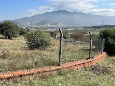 ALIAĞA BOZKÖY'DE 20.250M² LIMAN VE OTOBANA YAKIN İMAR POTANSIYELLI ARSA