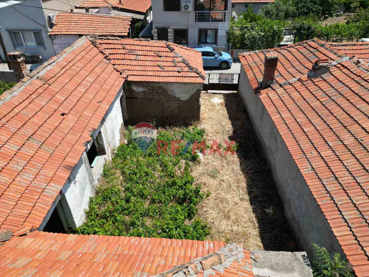 ALTINOVA'DA SATILIK 3+1 MÜSTAKIL EV