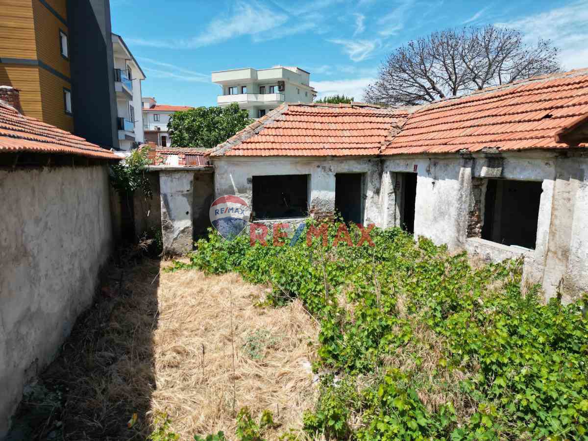 ALTINOVA'DA SATILIK 3+1 MÜSTAKIL EV