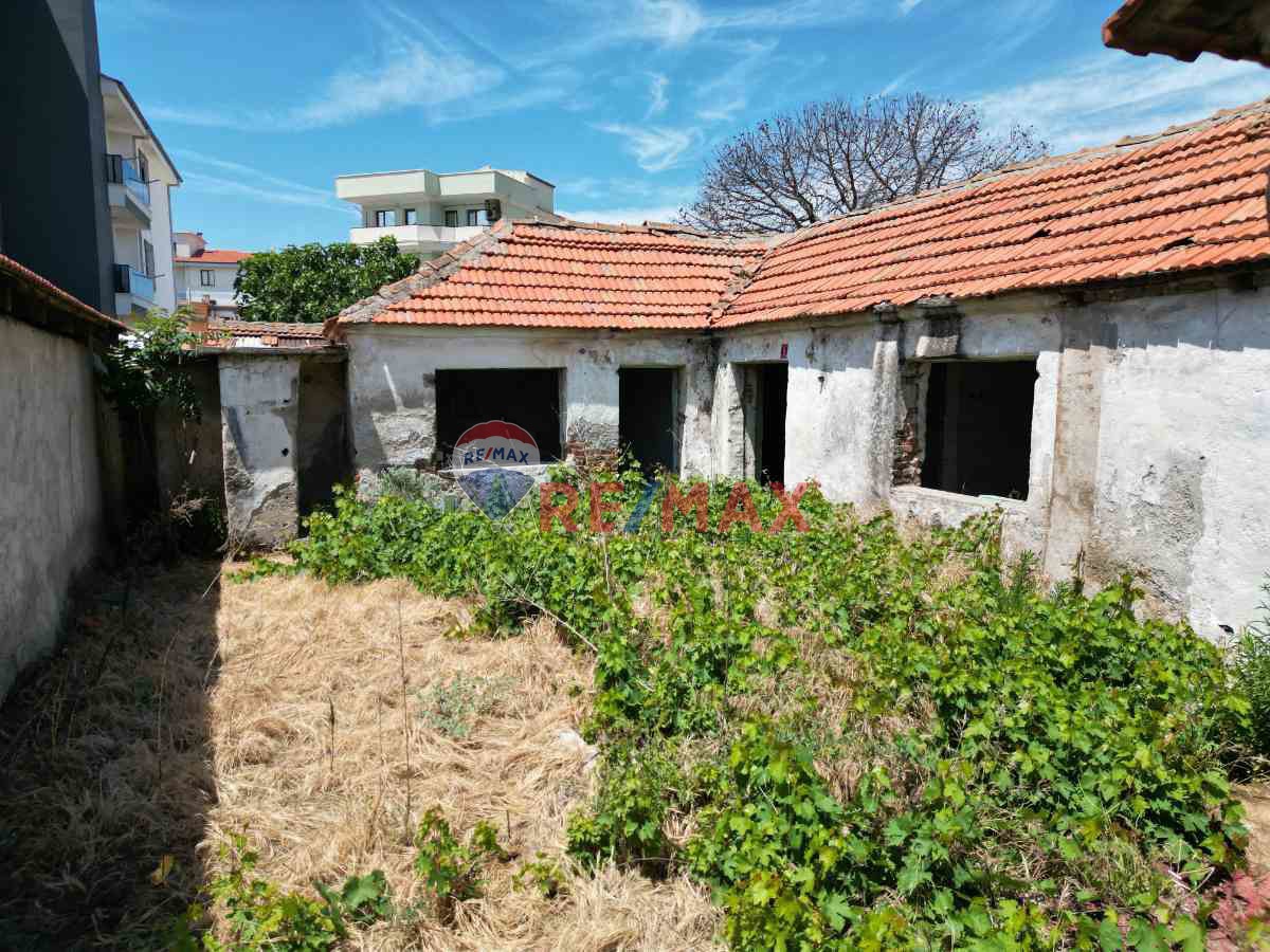 ALTINOVA'DA SATILIK 3+1 MÜSTAKIL EV