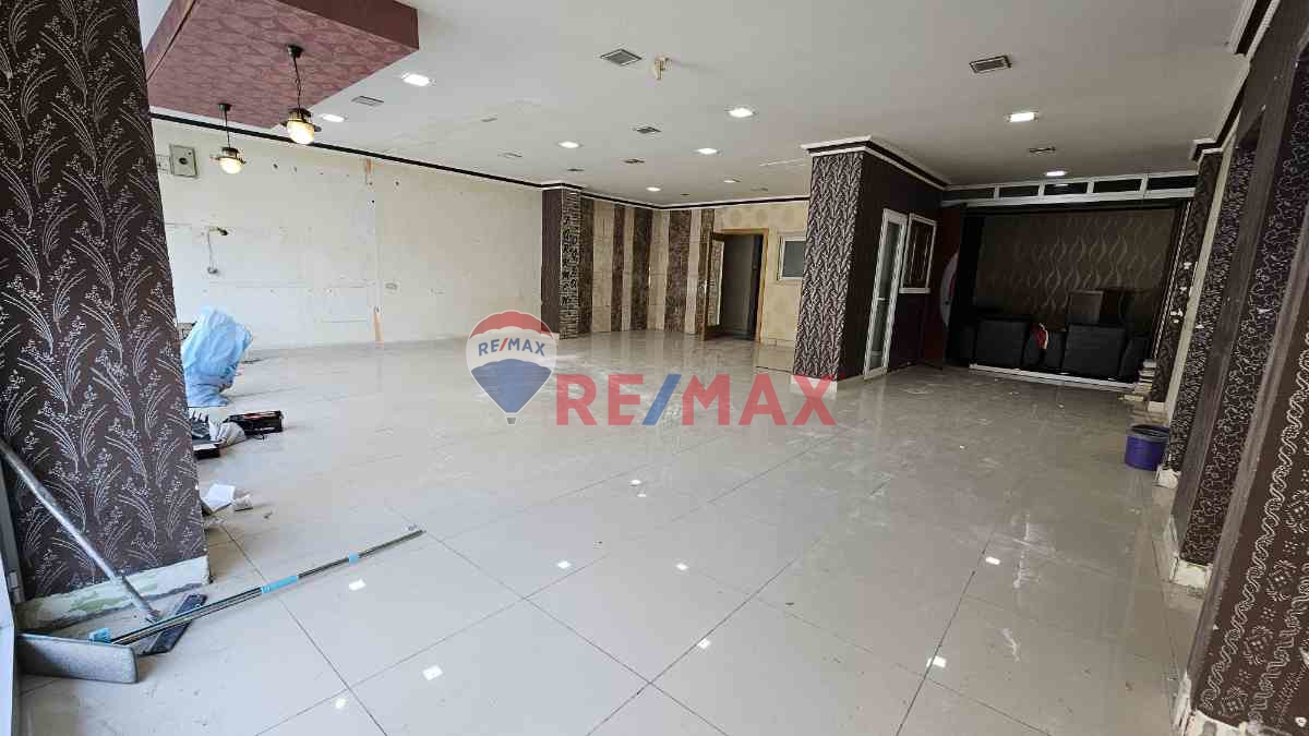 SİTELER 'DE CADDE ÜSTÜ KİRALIK 280 M² DÜKKAN