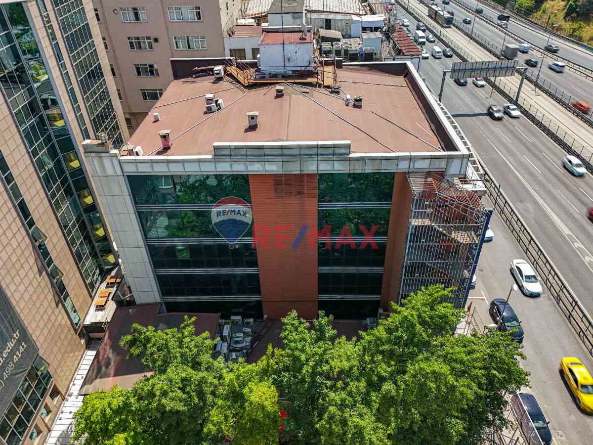 ŞIRINEVLER-ATAKÖY E-5 CEPHELI 3200 M2 KIRALIK KOMPLE BINA