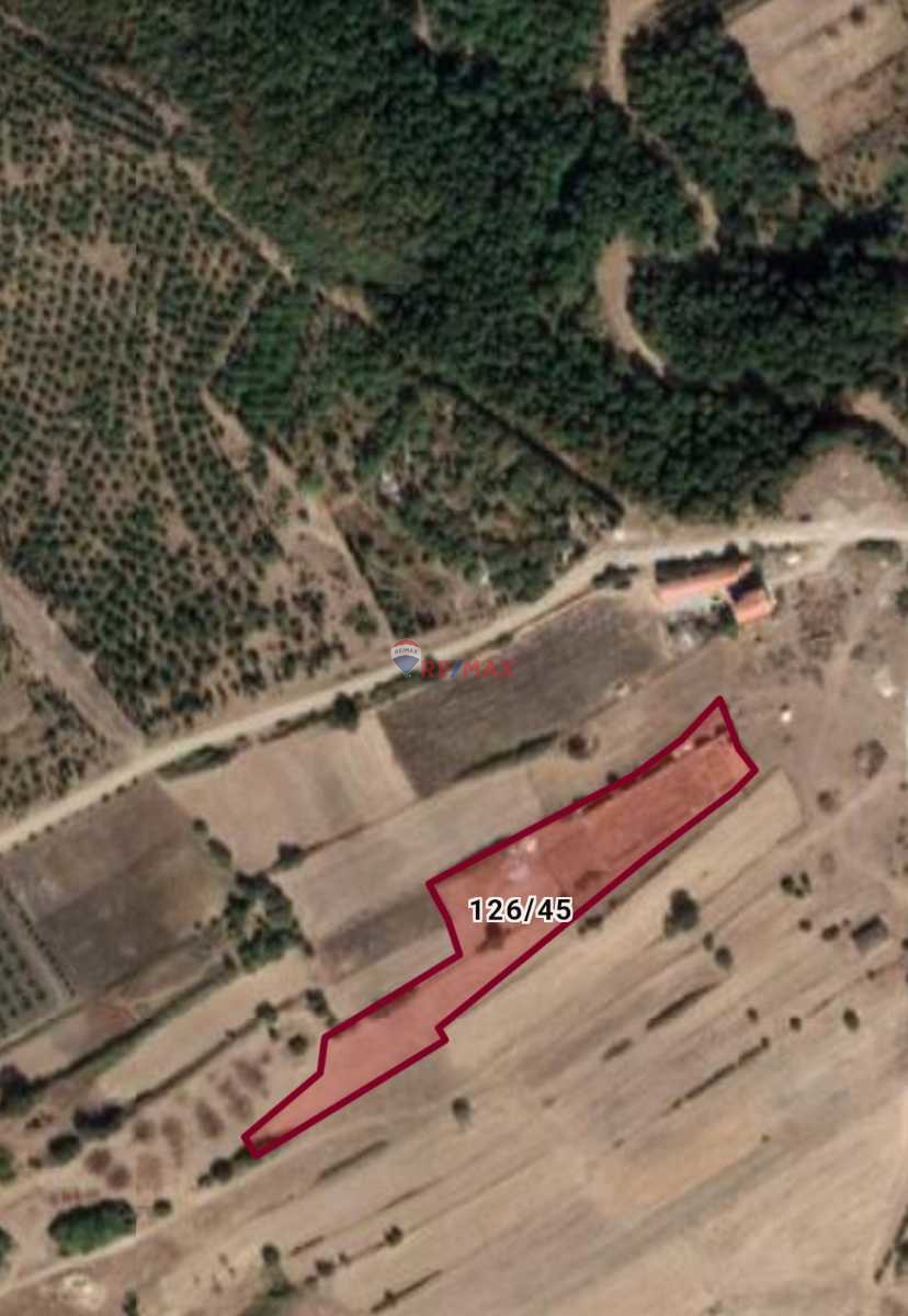 LAPSEKİ MECİDİYEKÖYDE AHIR VE MÜŞTEMİLAT İZİNLİ TARLA