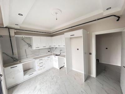 KARTEPE İBRİKDERE'DE İŞLEK CADDE ÜZERİ KİRALIK 3+1 DUBLEX DAİRE