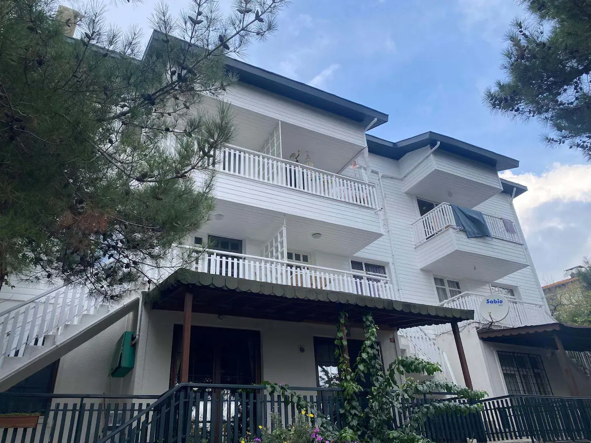 ADALAR BURGAZ ADA MAHALESİNDE SATILIK 4+1 DUBLEX