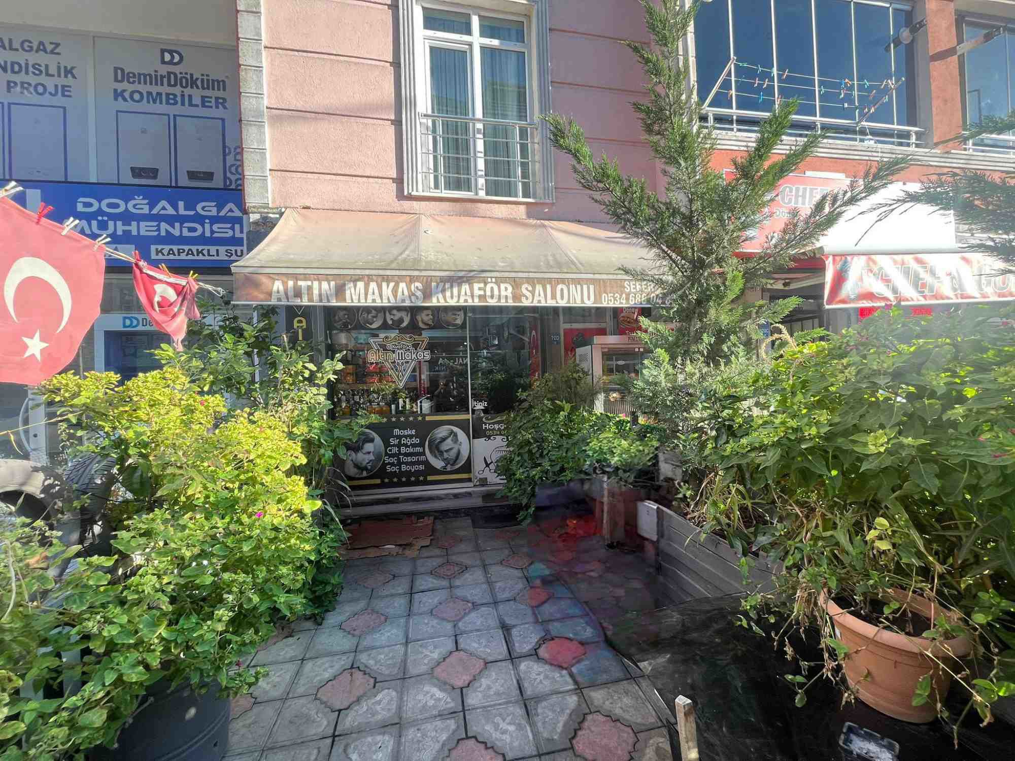 ATATÜRK MAHALLESINDE SATILIK 45 M2 IŞYERI