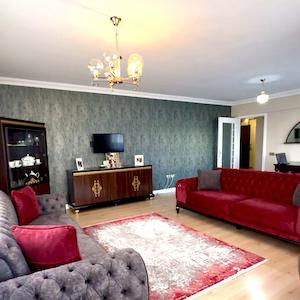 BEYLİKDÜZÜ ADNAN KAHVECİDE SİTE İÇİNDE BAKIMLI 3+1 SATILIK DAİRE