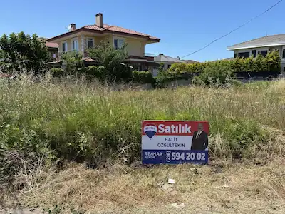 ŞİLE KUMBABA MAH KÖŞE PARSEL VİLLA İMARLI SATILIK 460 M2 ARSA