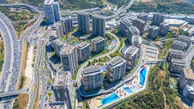 REMAX PRO HARUN AYSAL 5. LEVENT TORUNLARDA ŞEREFİYELİ BAHÇE KATI