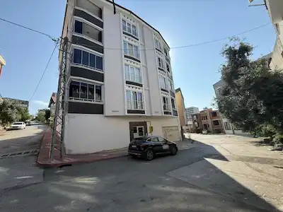 ASUMAN MÜTEVELLIOĞLUNDAN BARUTHANE’DE KİRALIK DENIZ MANZARALI  2 + 1 DAİRE