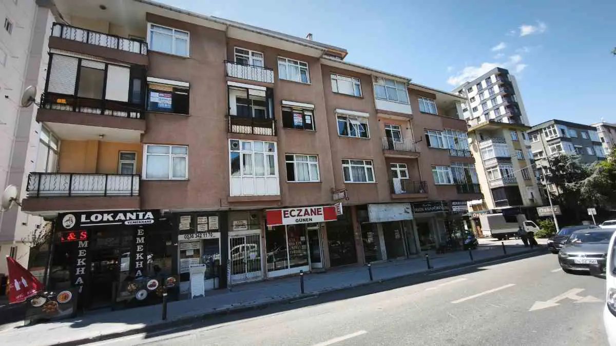 KADIKÖY ’SAHRAYICEDİT DE 3+1 İŞYERİNE UYGUN KİRALIK DAİRE