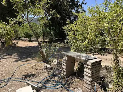 AKDAMLARDA ELEKTİRİK SU VE YOLU OLAN MÜSTAKİL PARSEL