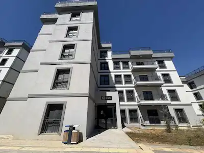 SARIGAZİ TOKİ KONUTLARI’NDA KİRALIK 3+1 | ARA KAT | ÖNÜ AÇIK