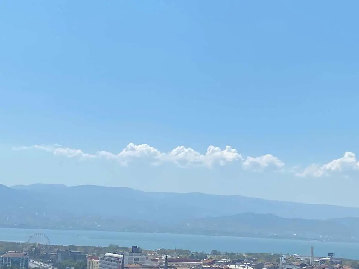 REMAX MAVİDEN DENİZ MANZARALI ÖNÜ KAPANMAZ VİLLA VEYA KONUT ARSA