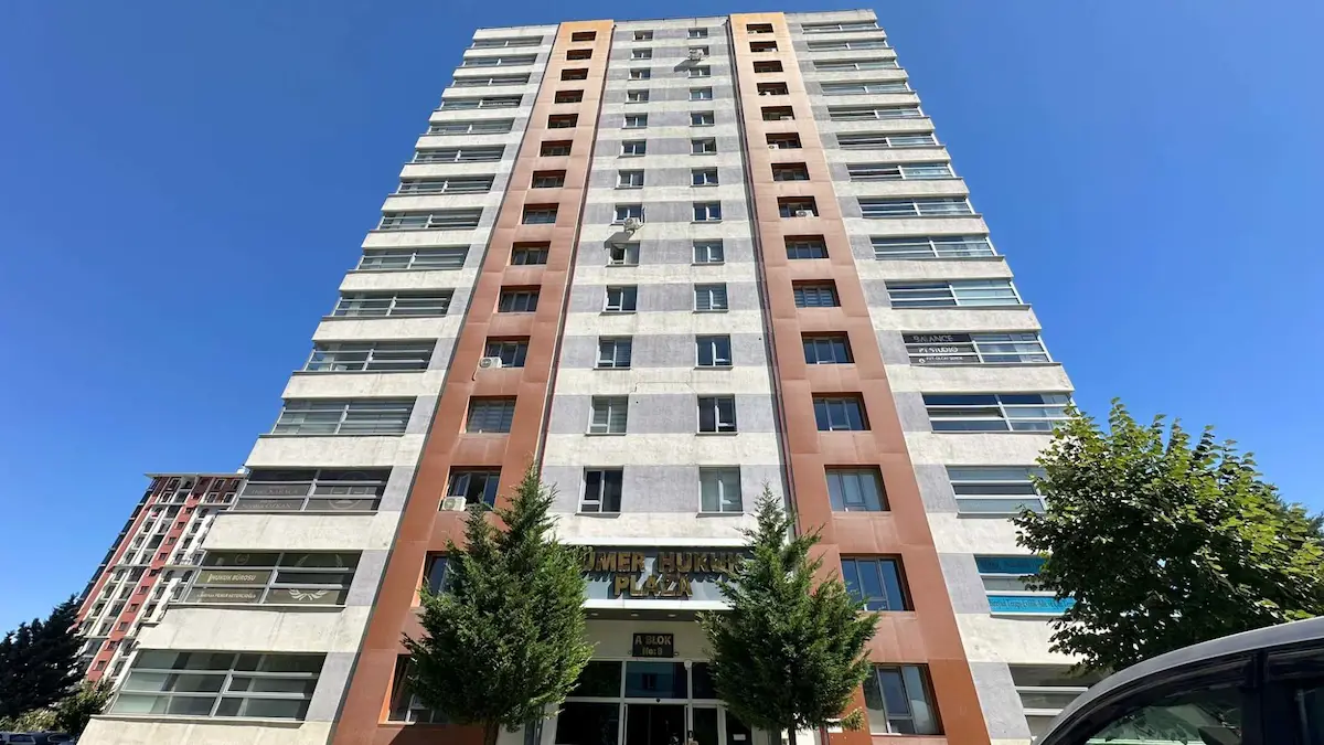 SÜMER HUKUK PLAZA'DA 3+0 SATILIK OFİS