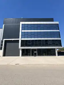 BAŞİSKELE KULLAR DA SATILIK 1305M2 BACALI SANAYİ DEPO