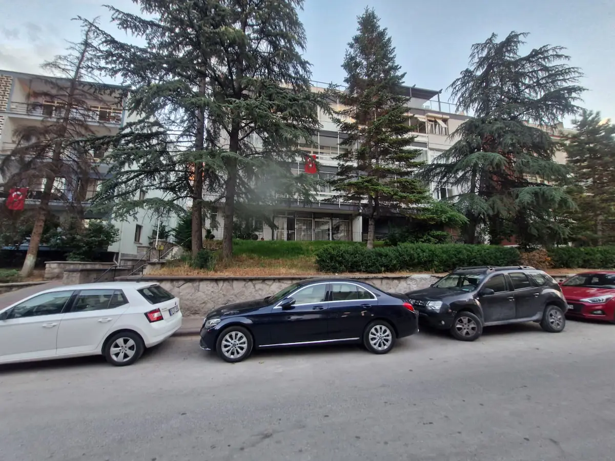 ÇANKAYA AND SOKAK DA EŞYALI KİRALIK DAİRE
