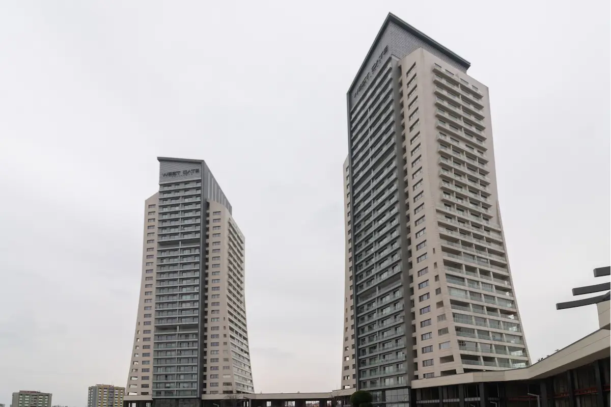 WEST GATE 14. KAT BALKONLU MANZARALI KİRALIK 1+1 DAİRE