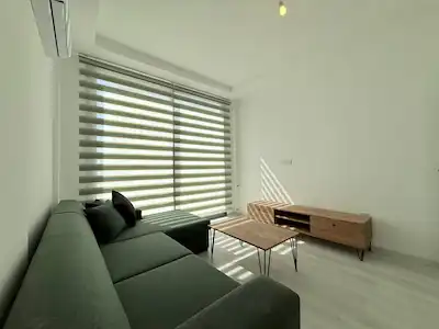GİRNE ALSANCAK MERKEZ’DE SIFIR, EŞYALI 4+1 KİRALIK VİLLA | 3 BANYO, BALKON