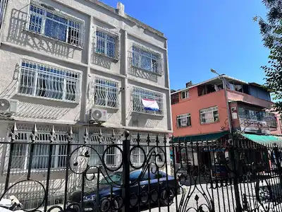 FATİH KÜÇÜKAYASOFYA ÖNÜ YEŞİLALAN EŞYALI TERASI DENİZ MANZARALI