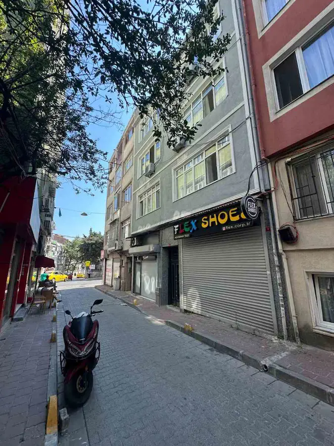KENTSELE HAZIR HARİKA KONUM 2+1 ARAKAT SATILIK DAİRE