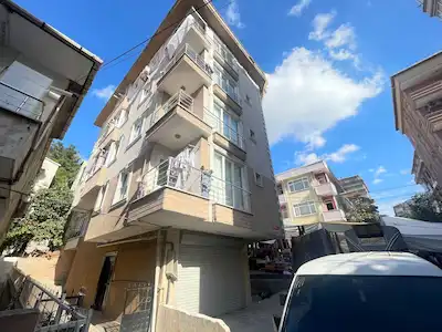 KÜÇÜKÇEKMECE KANARYA MAHALLESI'NDE İ 2+1 | BALKONLU SATILIK DAIRE