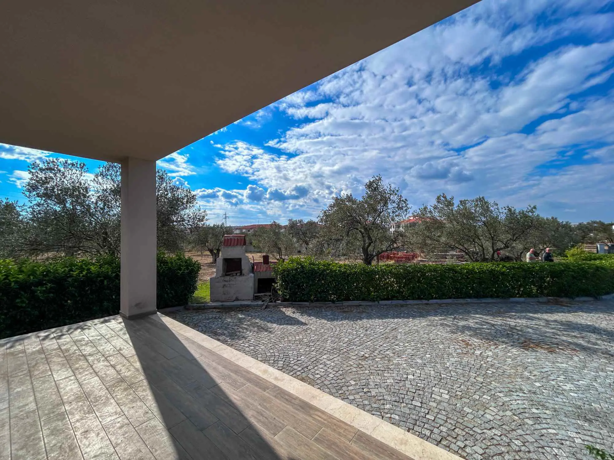 Property image 8