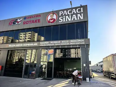 KERVANCI TICARET MERKEZINDE CADDE CEPHE DEVREN KIRALIK RESTORANT