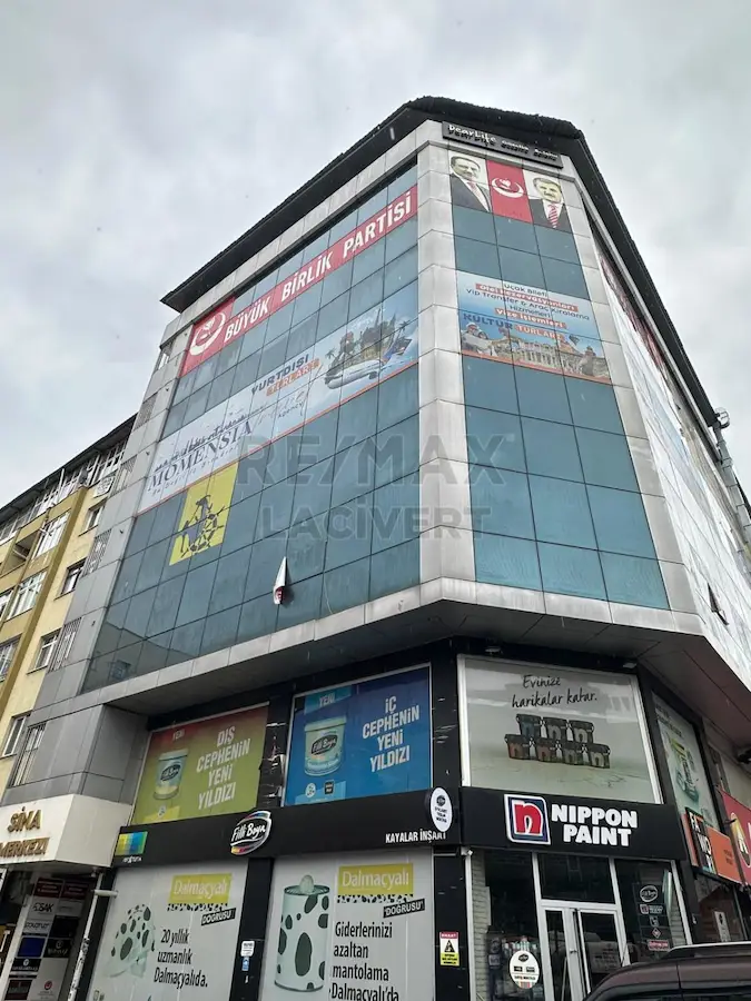 RE/MAX LACİVERT'TEN ŞEHİR MERKEZİ'NDE SATILIK OFİSLER