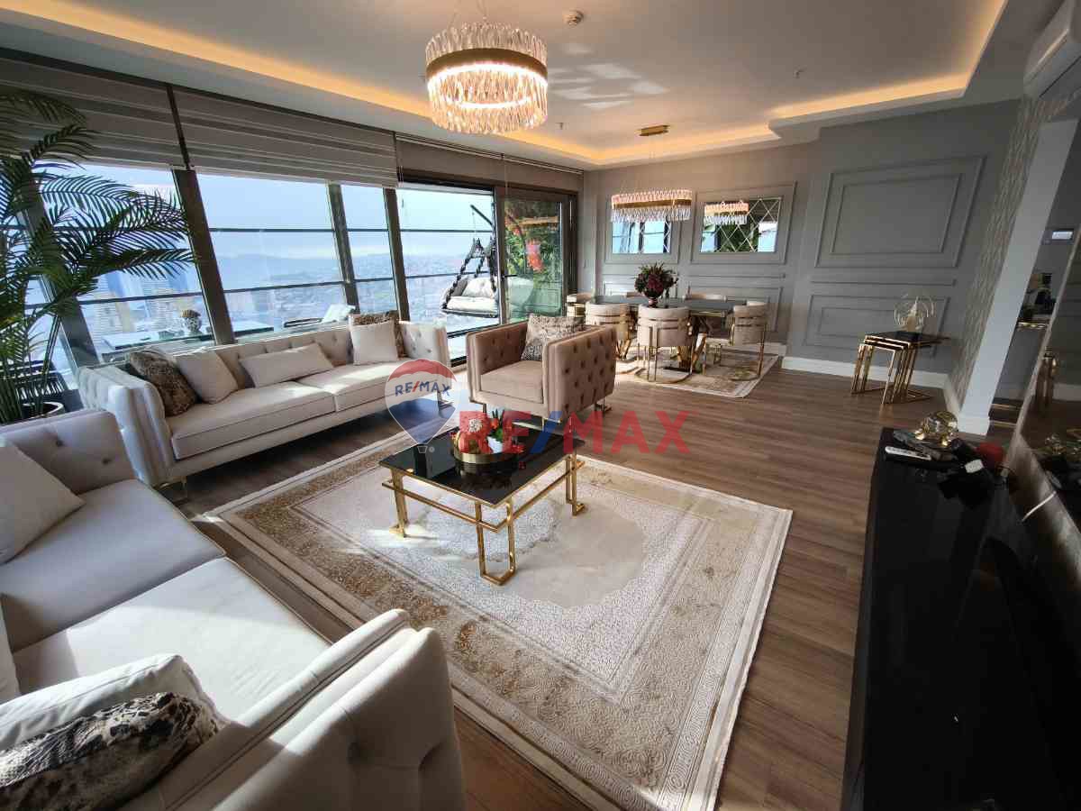 PARK34 REZİDANSTA LÜKS EŞYALI JAKUZİLİ VE 5 BANYOLU 5+1 DUBLEKS