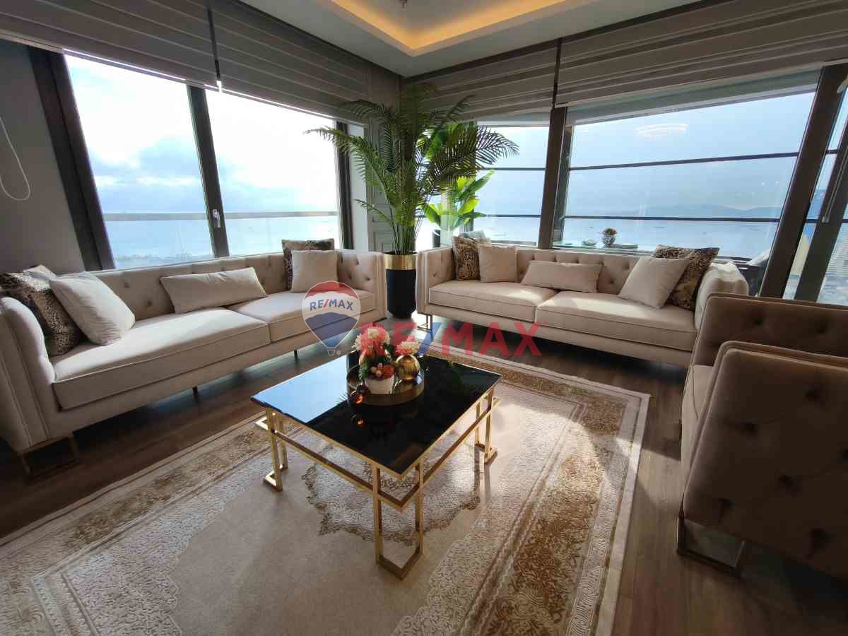 PARK34 REZİDANSTA LÜKS EŞYALI JAKUZİLİ VE 5 BANYOLU 5+1 DUBLEKS