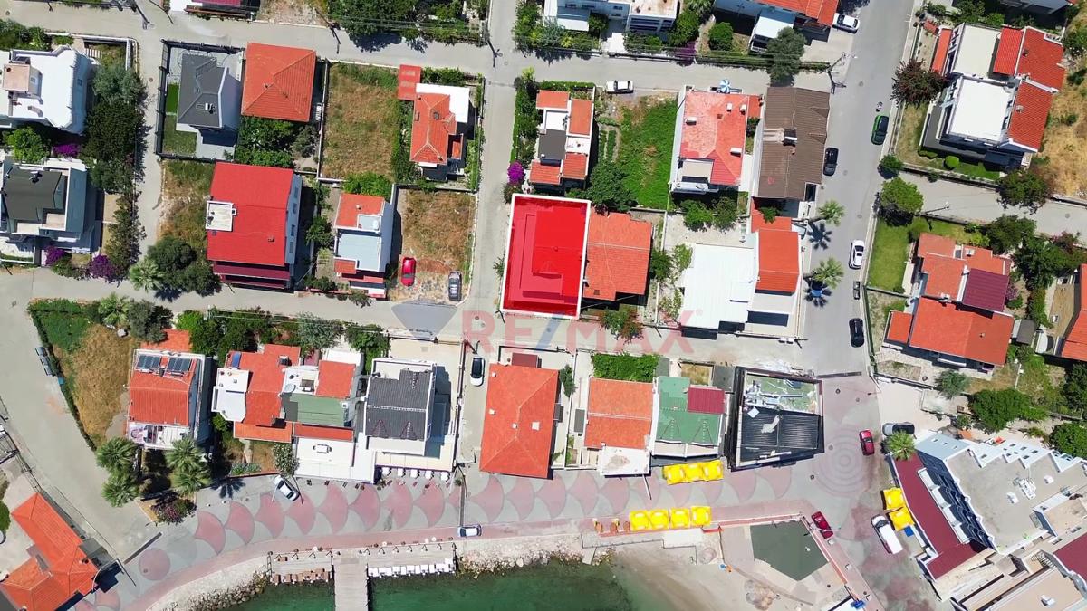 MORDOĞAN İSKELE'DE 10+2 TAM MÜSTAKİL VİLLA 