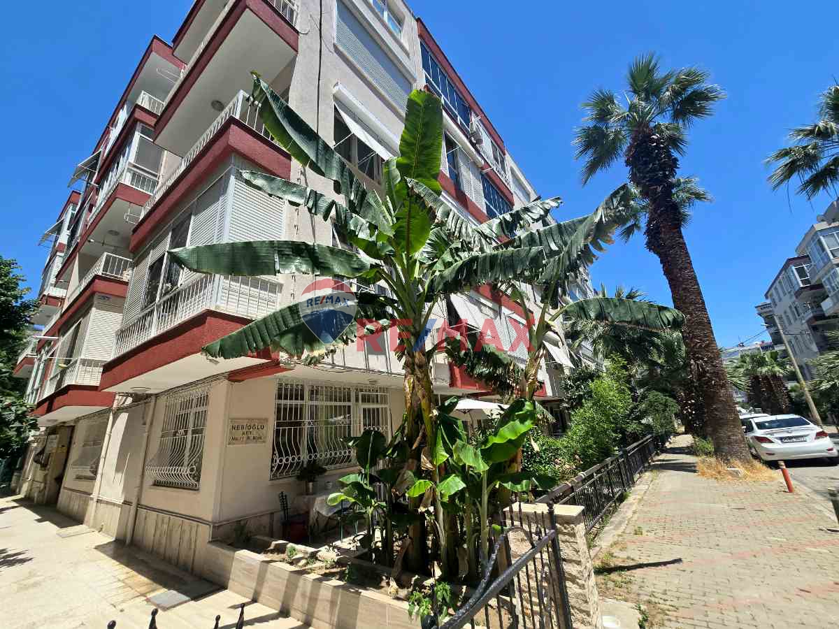 AKSOY PALMİYE SOKAKTA ASANSÖRLÜ BİNADA KİRALIK 3+1 DAİRE