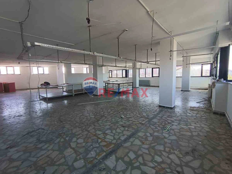 YENİBOSNADA İSKANLI 450 M2 KİRALIK ARAKAT