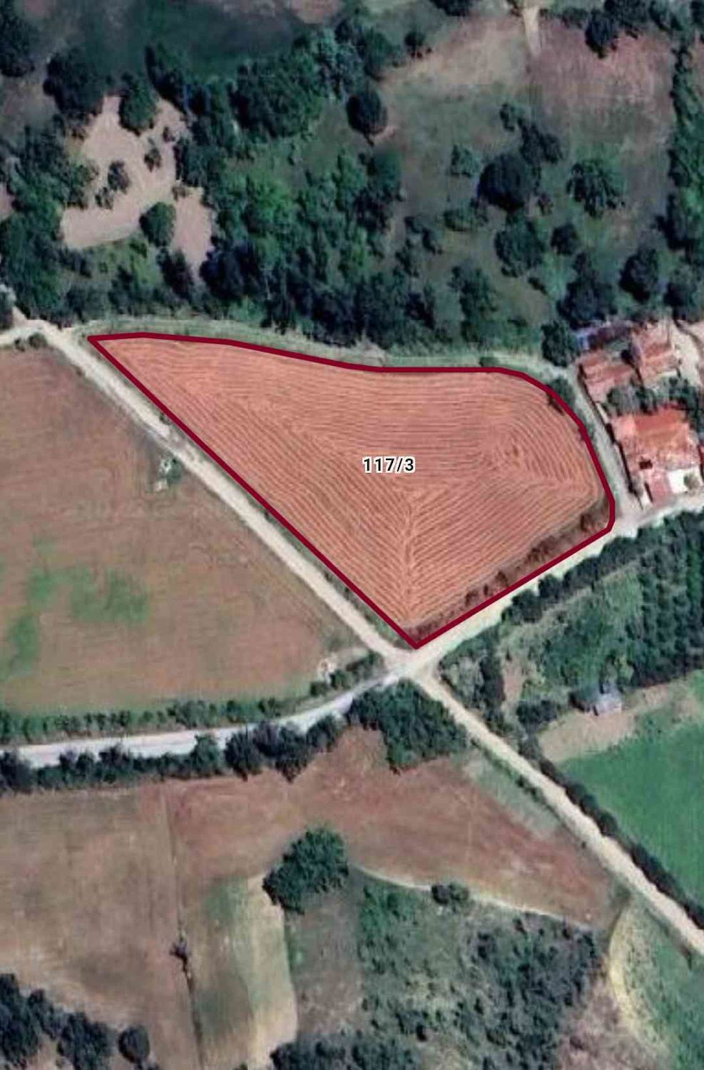 YATIRIMA UYGUN TARLA KÖY YERLEŞİMİNE ÇOK YAKIN